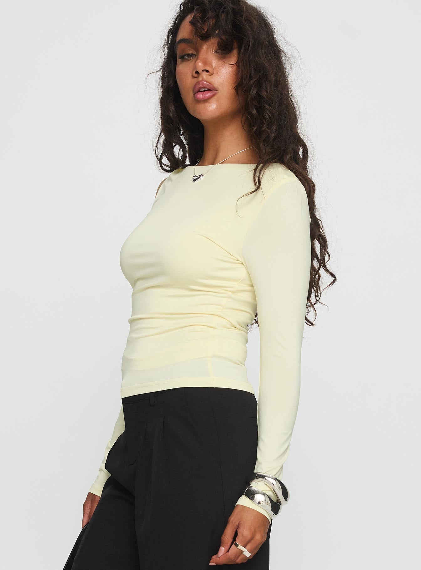 Aesha Twist Detail Long Sleeve Top Butter
