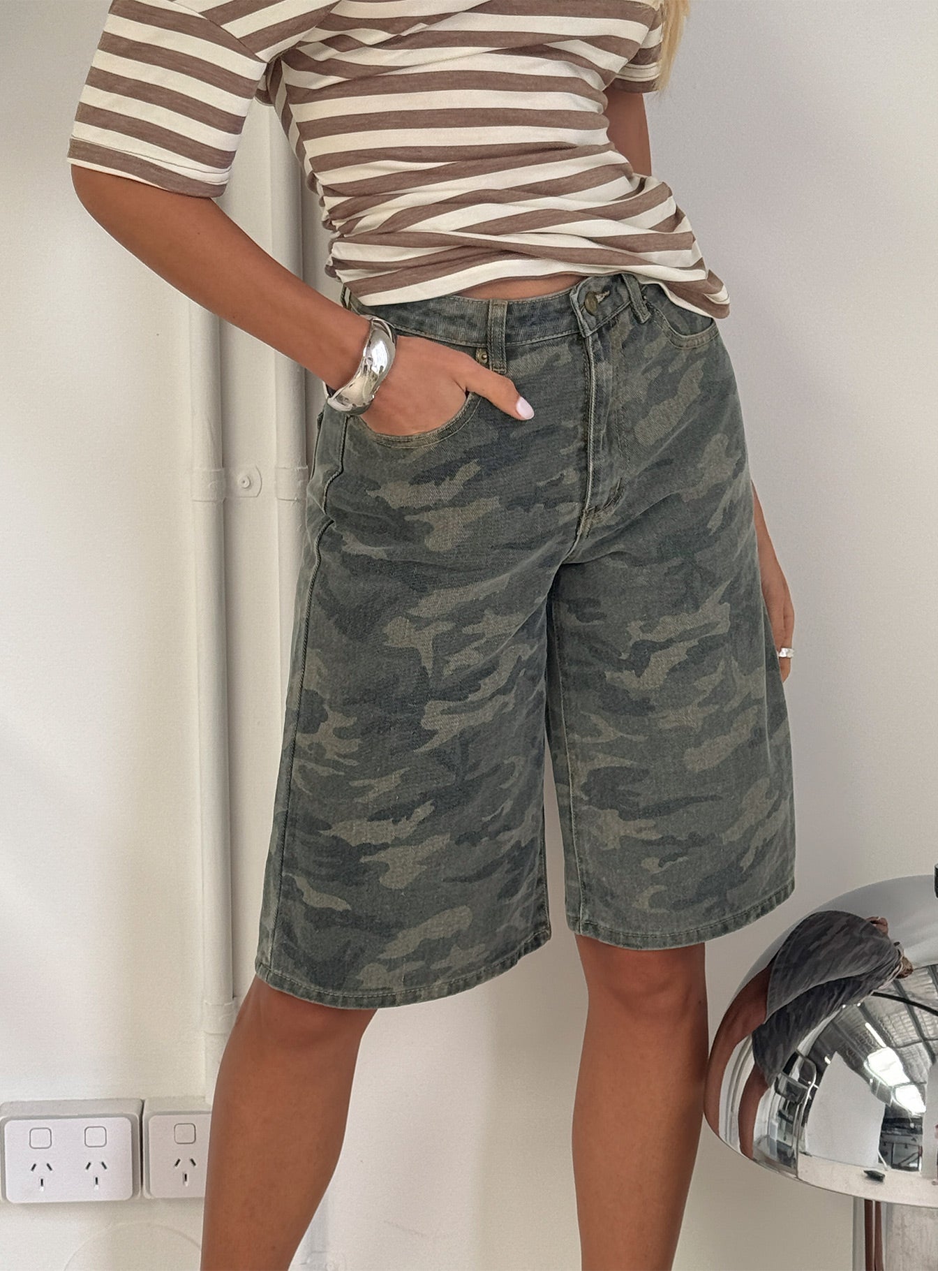 Tag Longline Denim Shorts Washed Camo