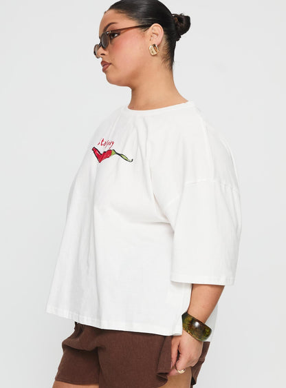 Stay Spicy Graphic Top White Curve